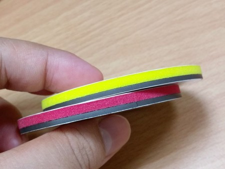 Magnettinen nimikyltti